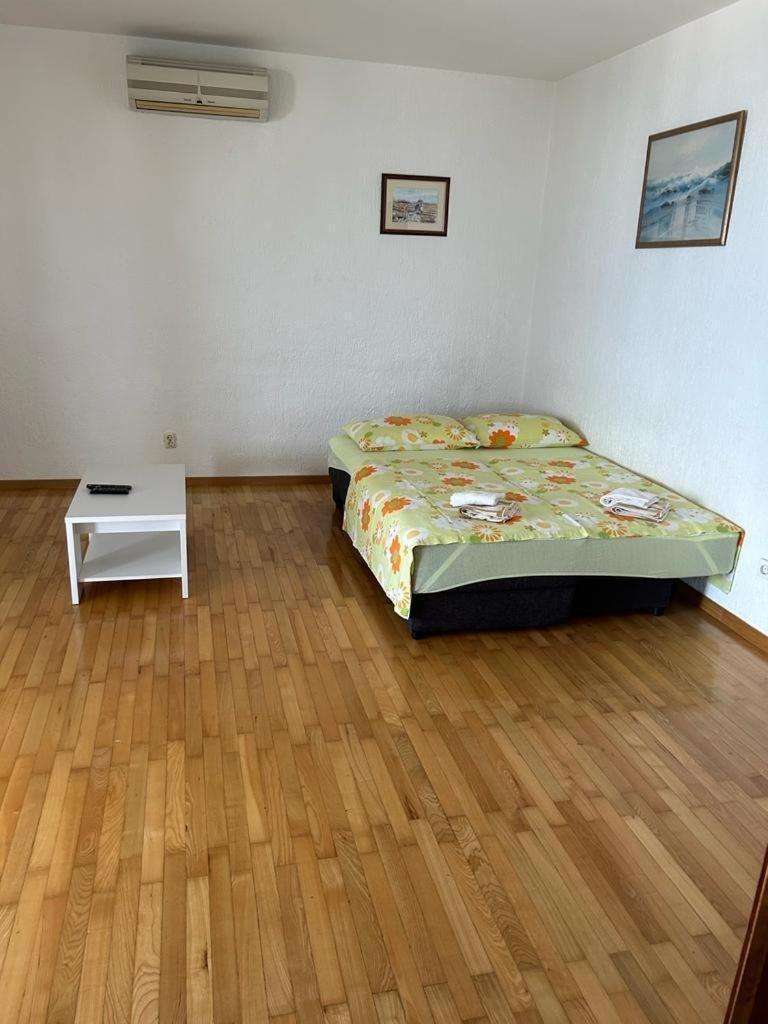 Apartments By The Sea Slatine, Ciovo - 1128 Cameră foto
